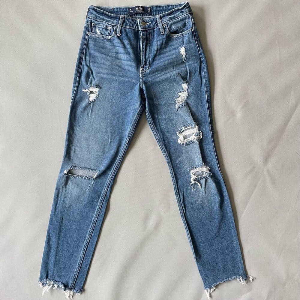 Hollister High Rise Slim Straight Distressed Denim Jeans Junior Size 3